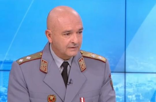 Ген. Мутафчийски с тревожна прогноза за битката с К-19, сподели голямото си възмущение от... 