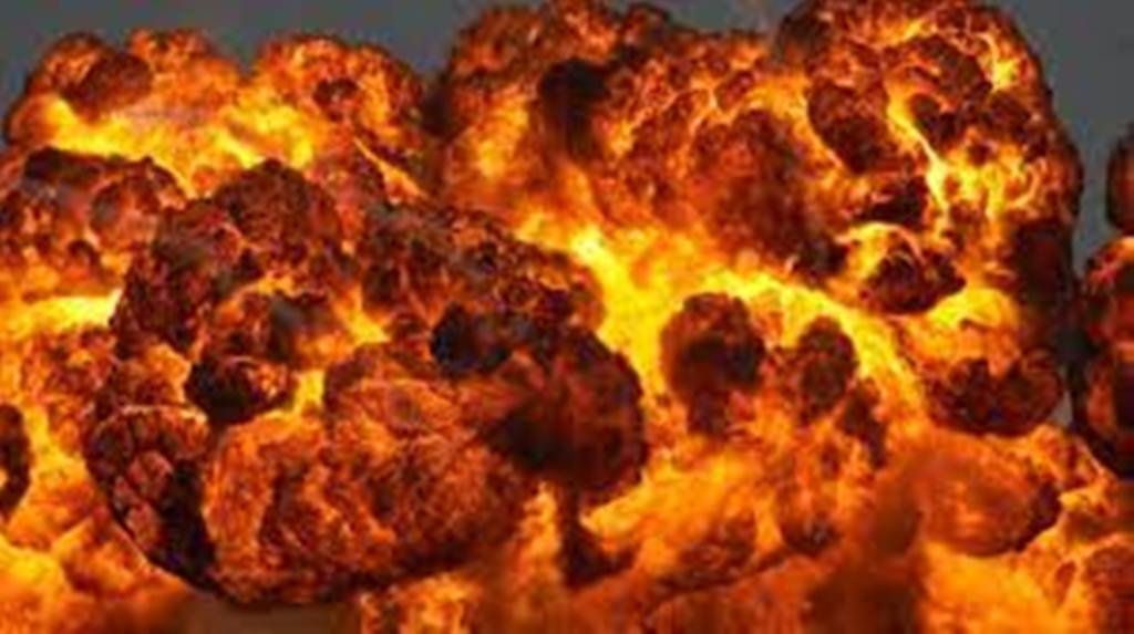 Ад с много убити и ранени на две военни летища в Русия