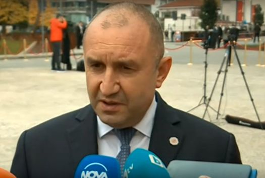 Радев с големи новини от Албания, заговори за лъжа и ранен мигрант ВИДЕО