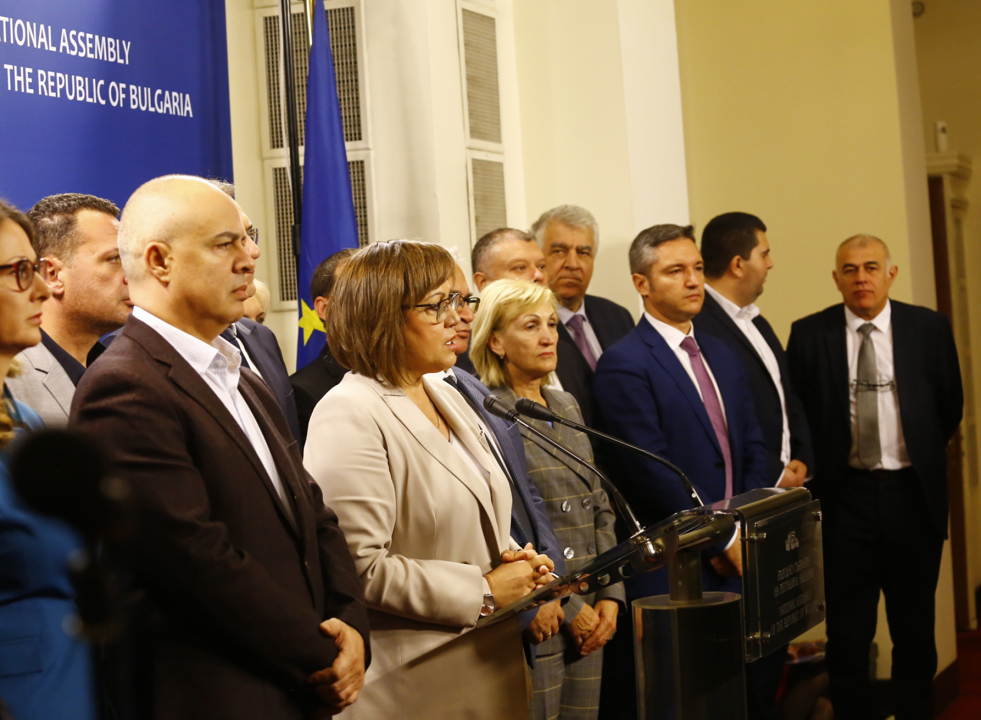 Нинова нахока ПП и новата коалиция в НС заради военната помощ за Украйна