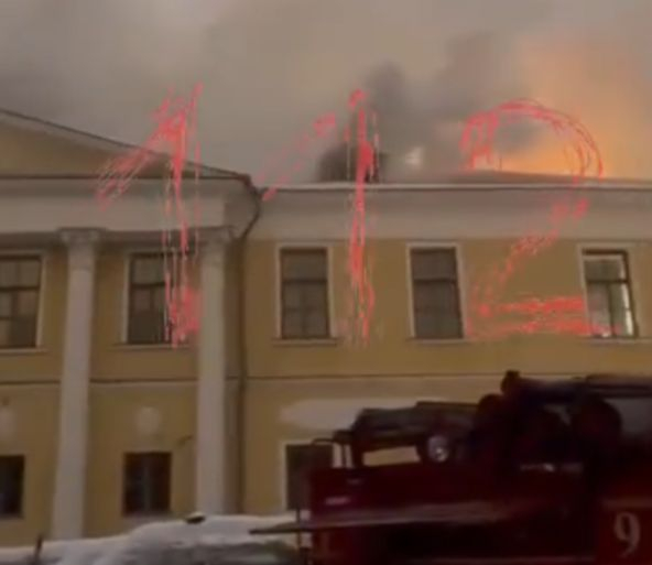 Извънредно от Москва: Гори музеят на Пушкин ВИДЕО