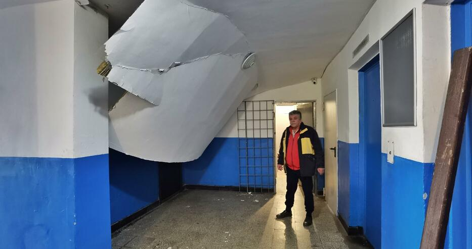 Хората в този плевенски блок изтръпнаха от ужас СНИМКИ