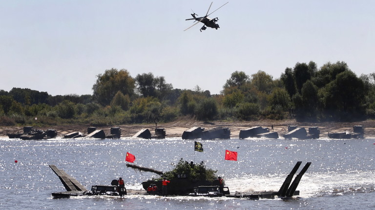Страните от най-големия антизападен съюз гласят военни учения в Русия