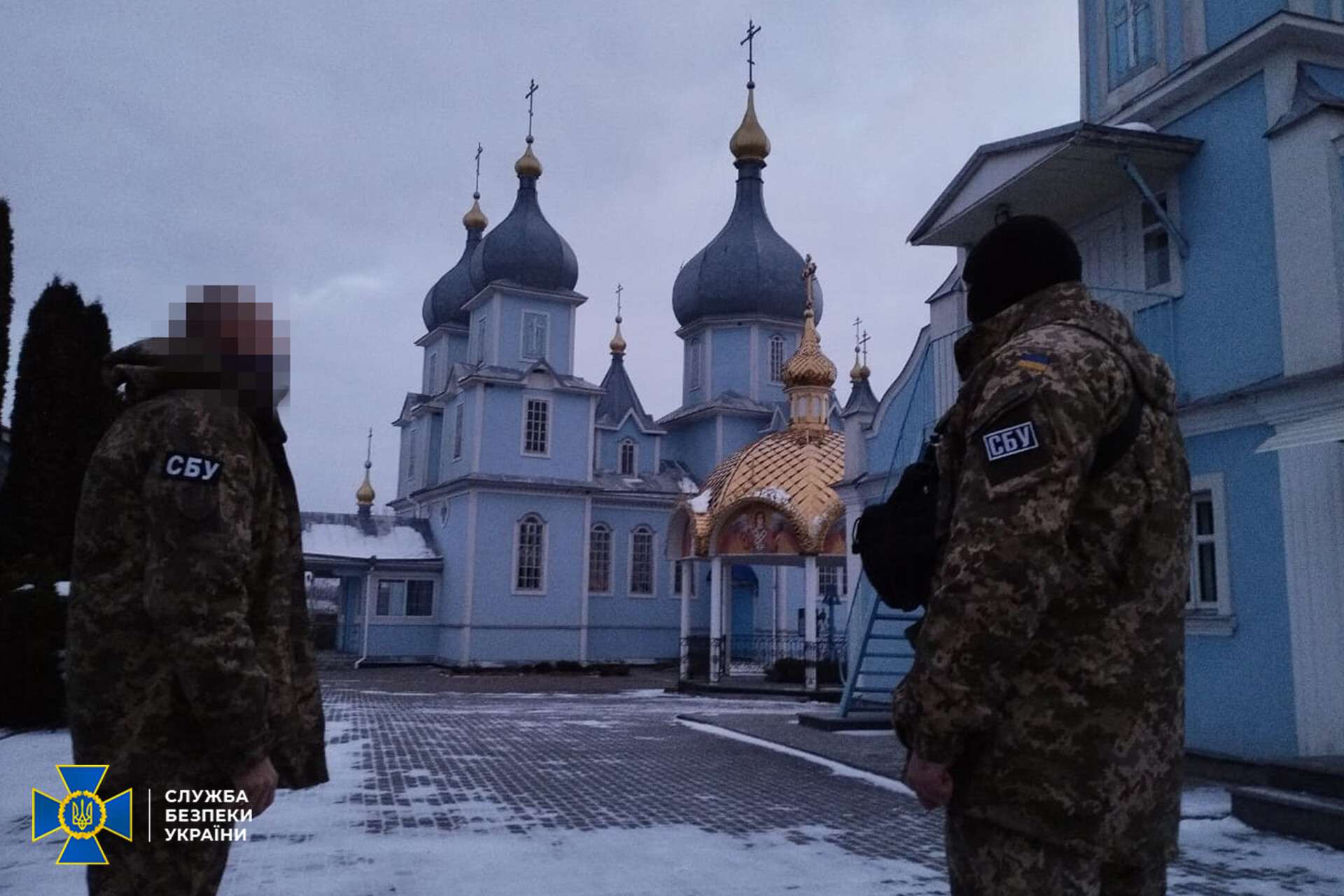 Украинските власти с "контраразузнавателни мерки" в червките в страната