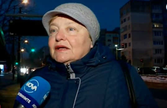 Шофьор на автобус нападна пенсионерка в столицата заради цигара ВИДЕО