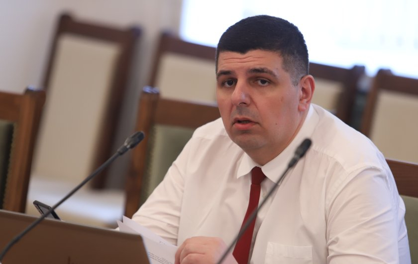 Следователи за Ивайло Мирчев: Клеветнически твърдения срещу Иван Гешев