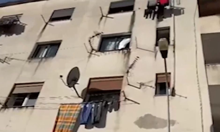 Българи в Албания остават на улицата точно преди Коледа ВИДЕО