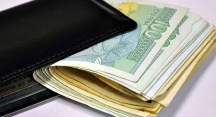 Бургазлията изгубил много пари в центъра на града, не вярва на връхлетялото го чудо  