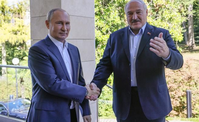 Путин и Лукашенко си стиснаха ръцете, ето какво договориха 