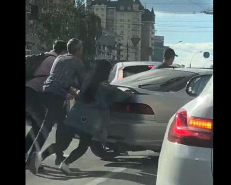 Шофьорка изживя голям ад в елитен столичен комплекс