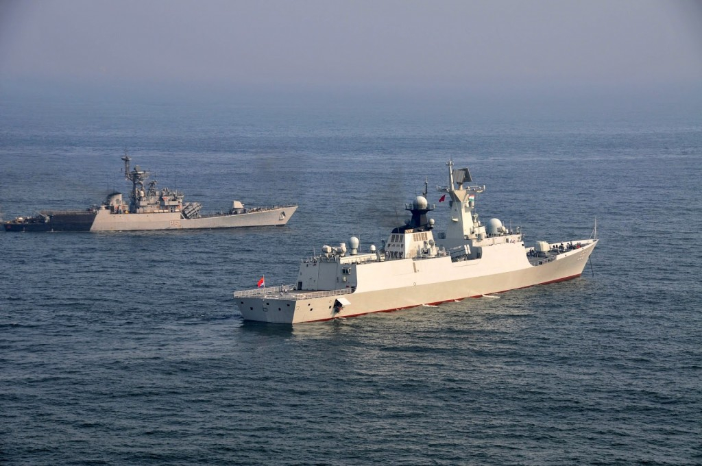 Русия и Китай провеждат съвместни военноморски учения