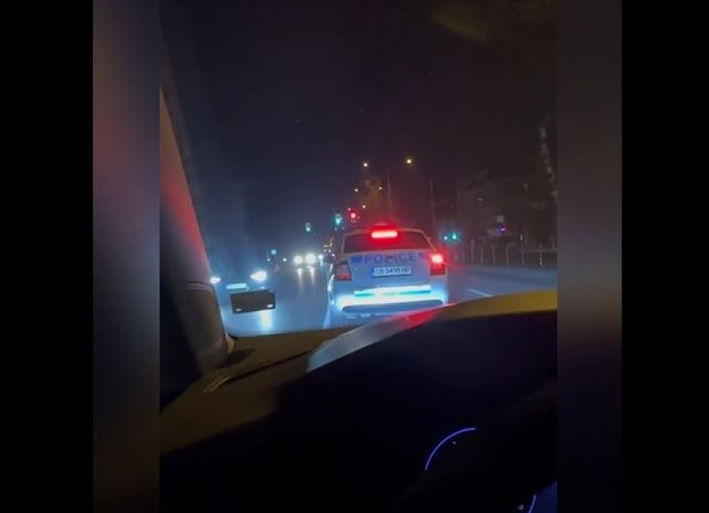 Мрежата гневна: Патрулка направи 3 брутални нарушения за 2 минути насред София СНИМКИ
