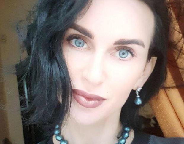 Ето коя красавица ни праща Зеленски в София, оказва се с неочаквани таланти СНИМКИ