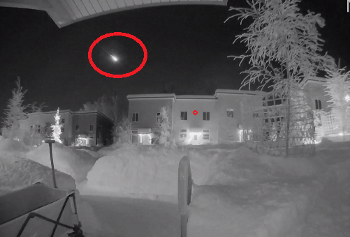 Не всеки ден се вижда такова нещо на ВИДЕО от охранителна камера