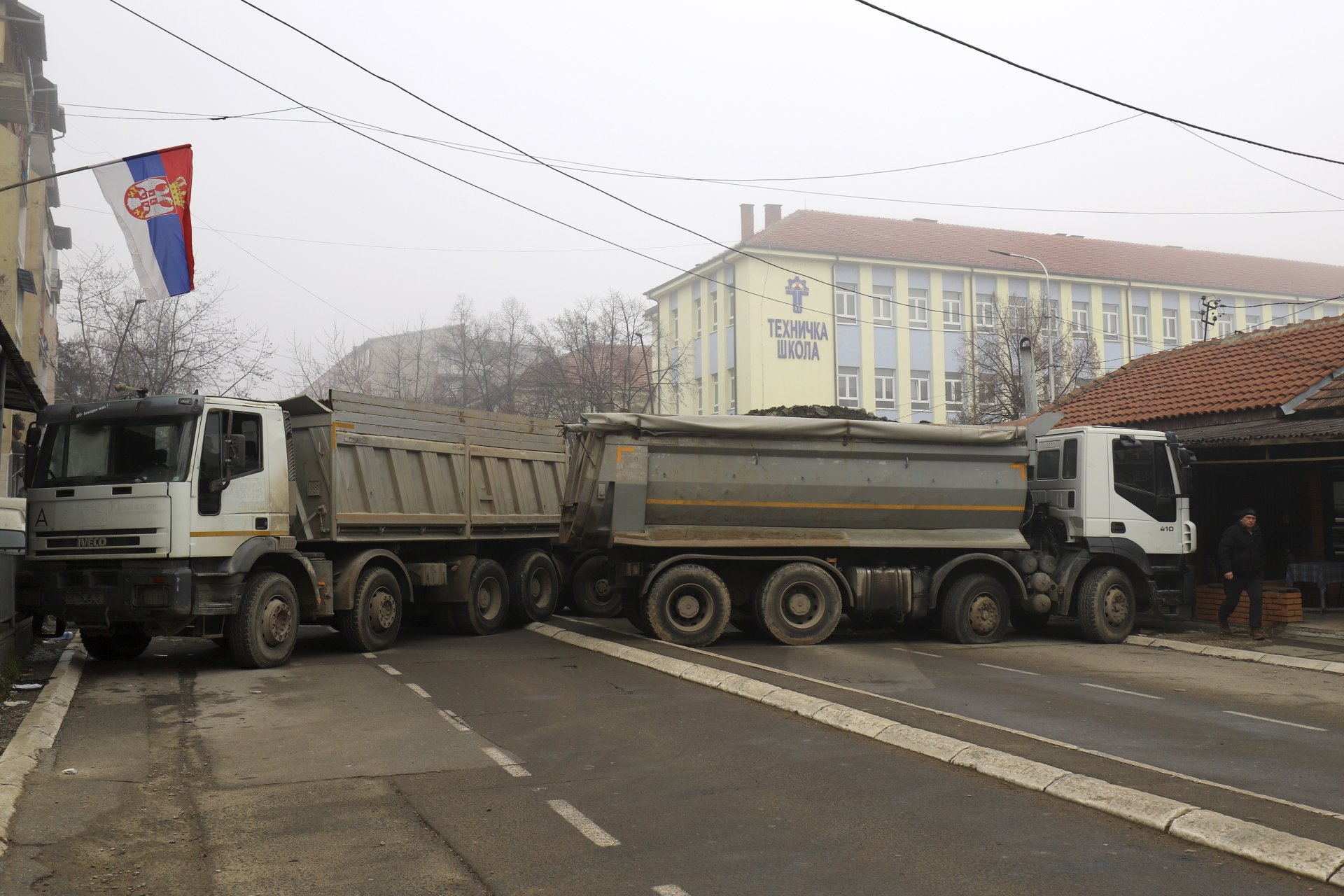 Нови барикади в Северно Косово 