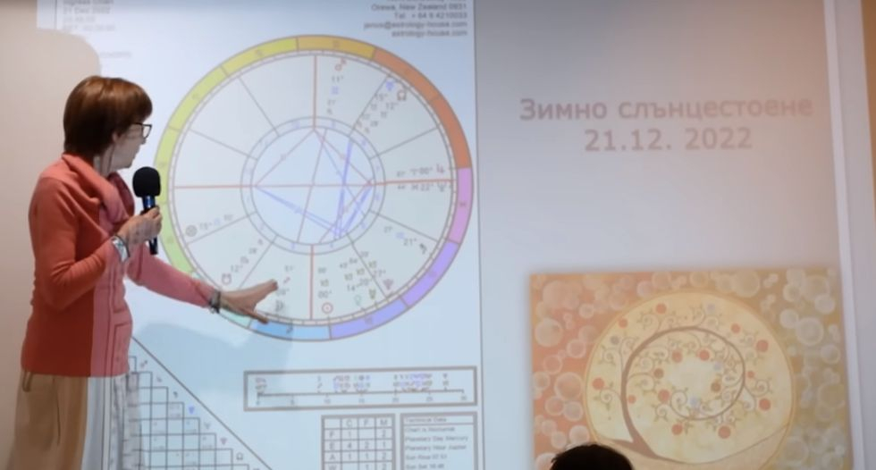 Астроложката д-р Светлана Балтова с прогноза за бунтове и много трудна 2023 г в България, а по света... ВИДЕО