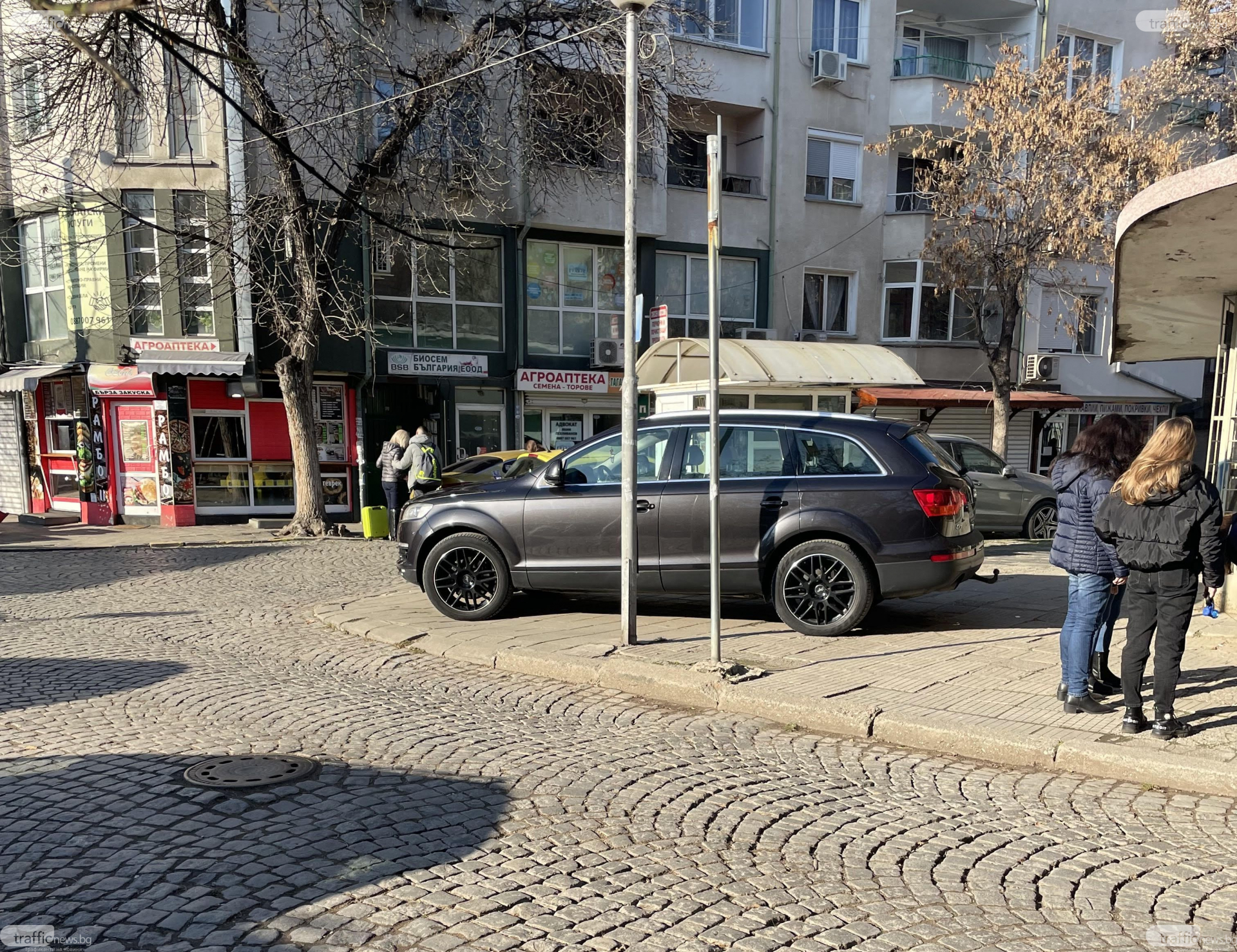 Шофьор на лъскав джип вбеси Пловдив, ето защо СНИМКИ