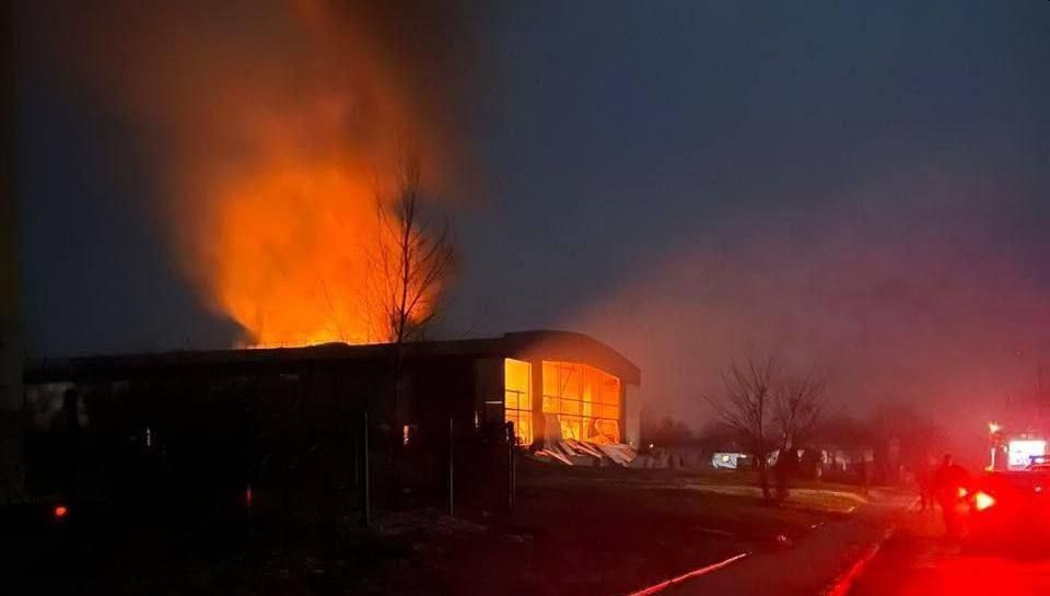 Брутално ВИДЕО: Френски журналисти заснеха унищожаване на HIMARS на жп гара