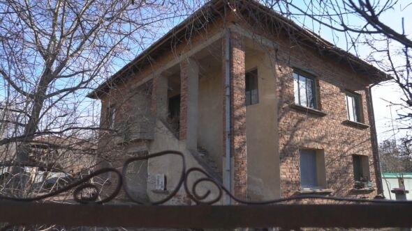 Гъмзово въстана, гонят ромските семейства и непълнолетните убиийци на Борислав 