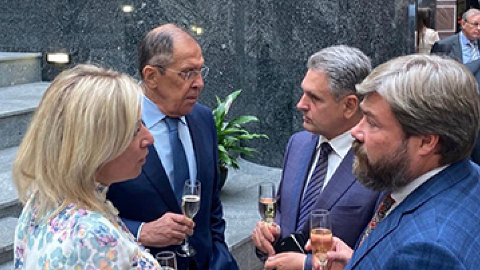 С руски пари Цветан Василев наема четирима нови лобисти в САЩ ДОКУМЕНТИ