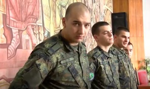 Цяло Търново говори за тези курсанти, които в първите дни на годината...