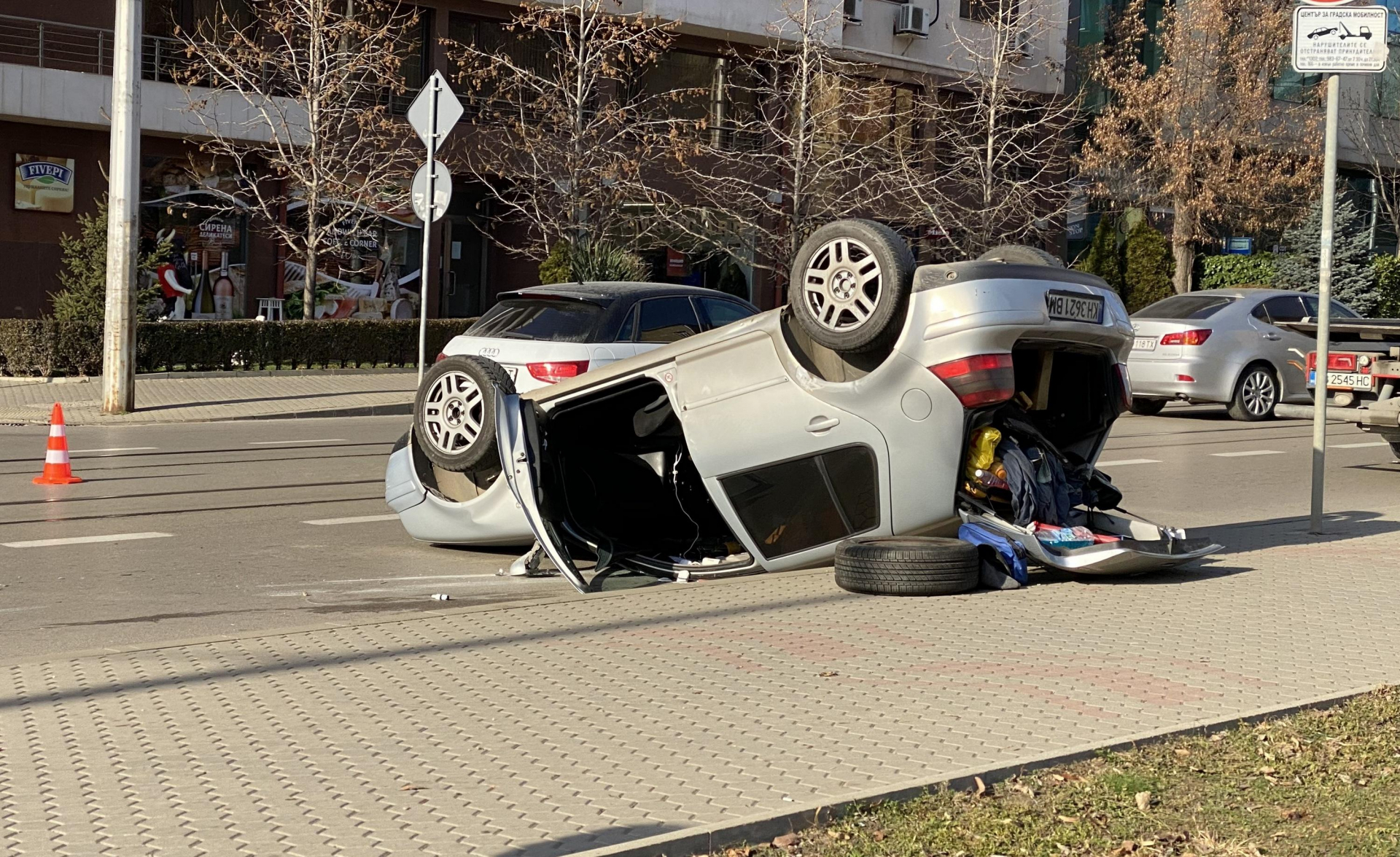 Първо в БЛИЦ! Ад на бул. "Черни връх" в София ВИДЕО