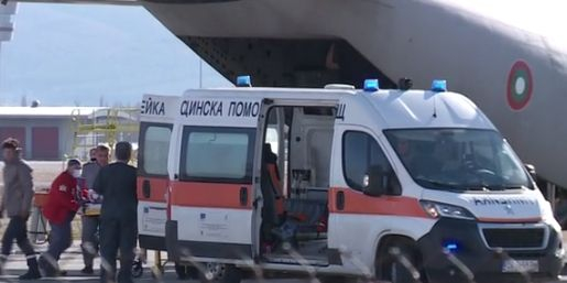 Последни новини за родилката, вдигнала по тревога военния "Спартан"