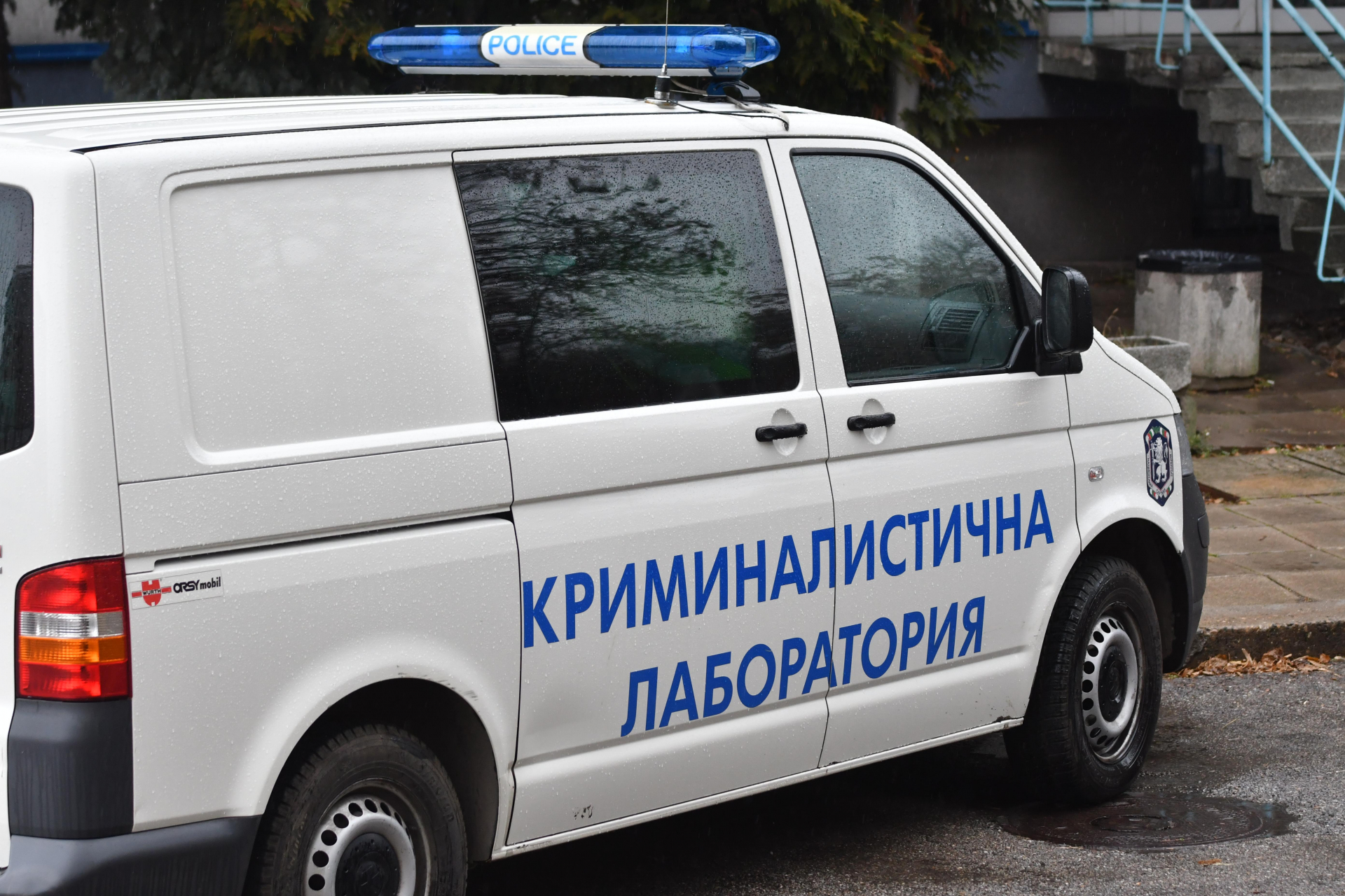 Обрат: Още един ранен при ужаса пред 3 РПУ в София, стрелецът се оказа... СНИМКИ