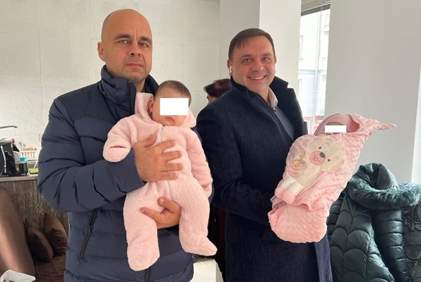 Адвокат за разменените бебетата: Бъдещи претенции са възможни, но и оспорими