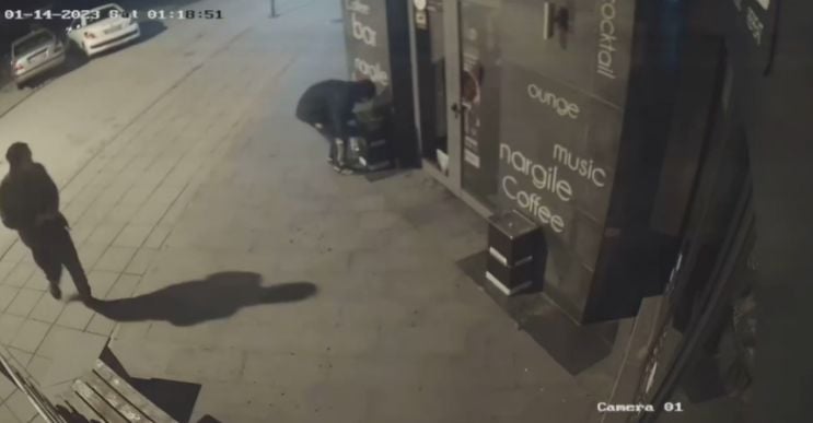 Младежи станаха за смях в цяла България след тази безумна кражба 