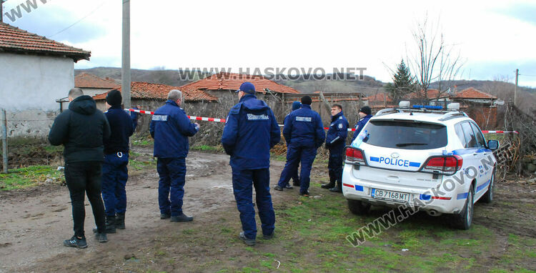 Първи СНИМКИ и разкрития за свирепото убийство в Хасковско, жертвата се оказа... 