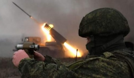 ЧВК "Вагнер" разкъса отбранителни линии на ВСУ зад Соледар, Залужни се срещна за първи път с ген. Марк Мили - какво си казаха
