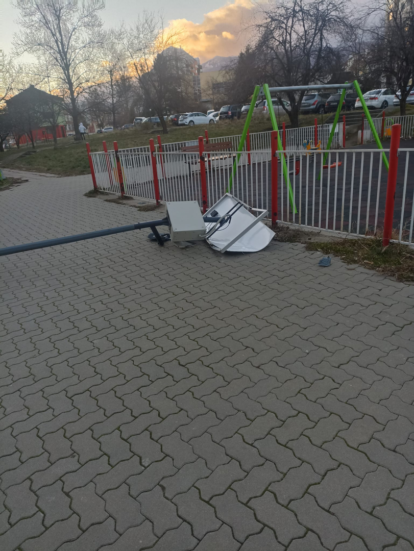 Ураган помля Враца, обявиха бедствено положение! И в София е страшно БЛИЦ TV