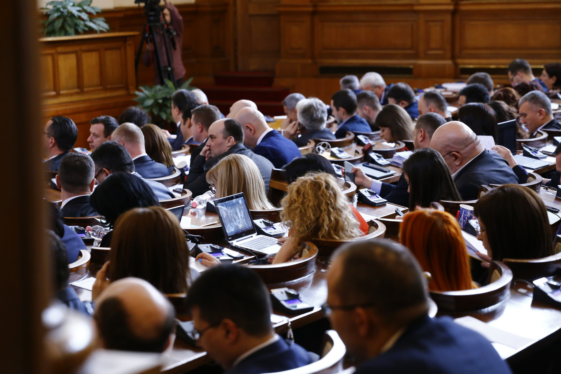 Парламентът решава казуса с винетките за Пролеша