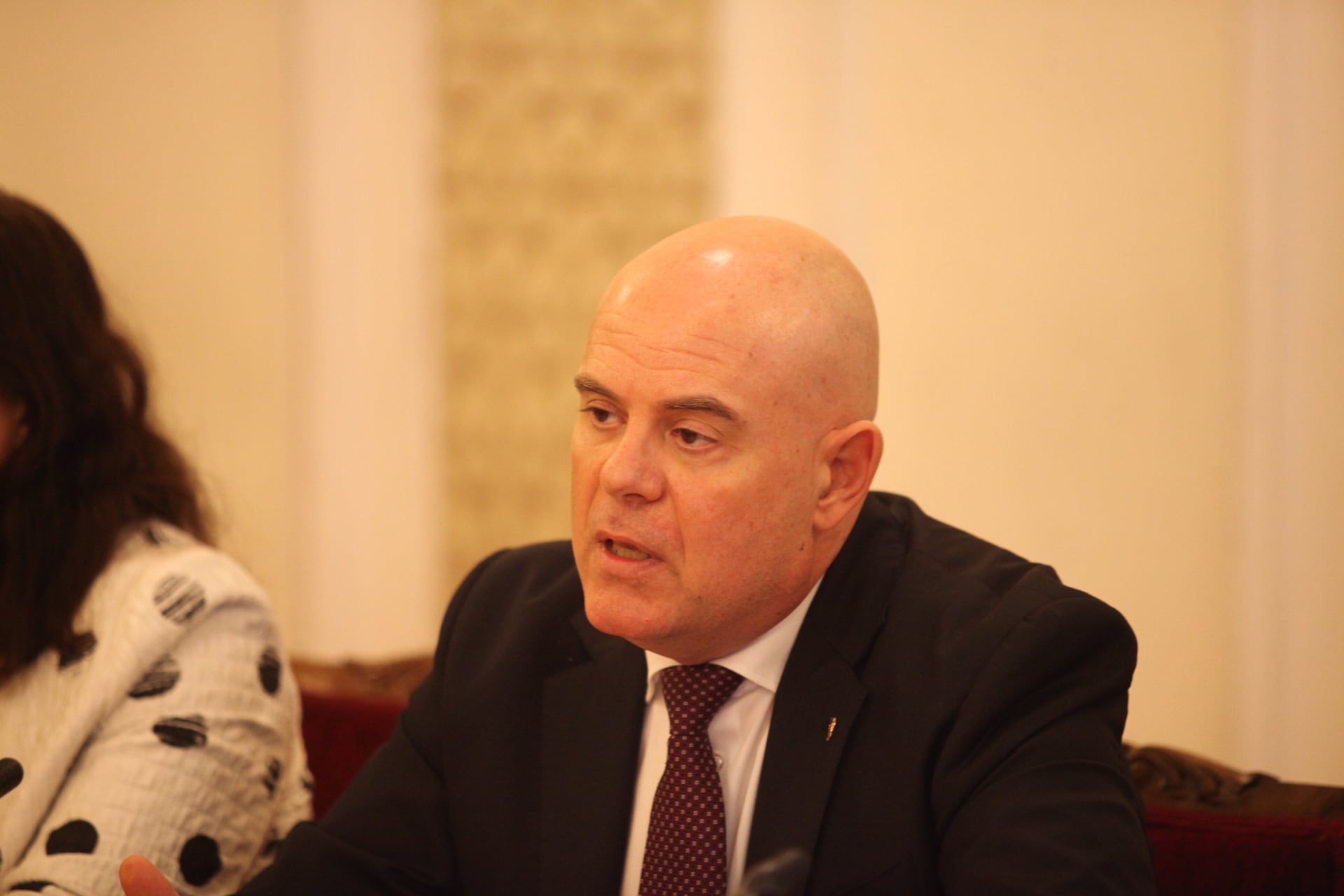Гешев поздрави българите за празника