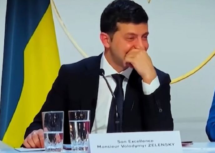 Появи се ВИДЕО как реагира Зеленски след призив на Путин за мир в Донбас