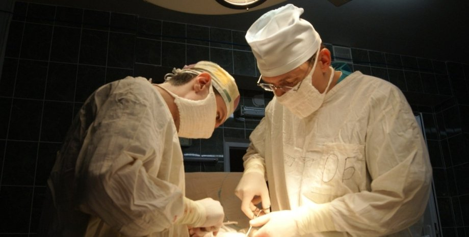 Лекарска грешка: Отрязаха и четирите крайника на бебе момиченце 