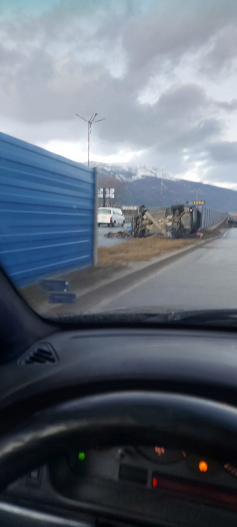 Първо в БЛИЦ! Голяма беля в София в ранни зори ВИДЕО