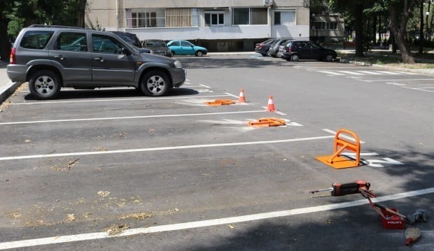 Истината лъсна: Може ли да купим паркомясто пред блока, ако не живеем в него