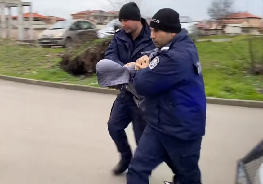 Почерня от полиция в Благоевград заради тази крими героиня, eто какво откриха в дома ѝ