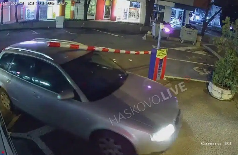 Хасковлии със скъпарски коли се изложиха с кокошкарски изцепки заради 1 лев! Скандални ВИДЕА
