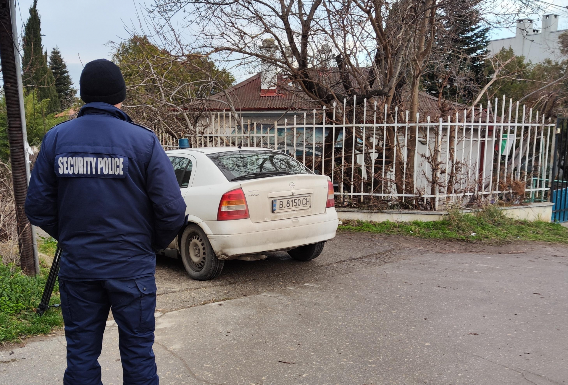 Бесен екшън с полицай край Нови пазар