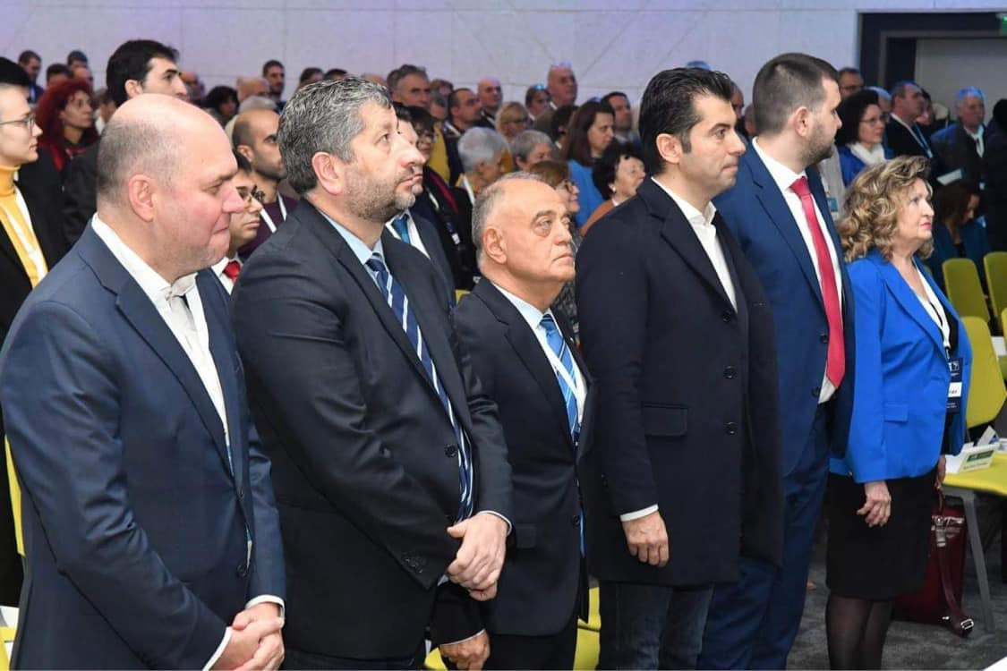 От ГЕРБ попариха ПП и ДБ за този грешен ход