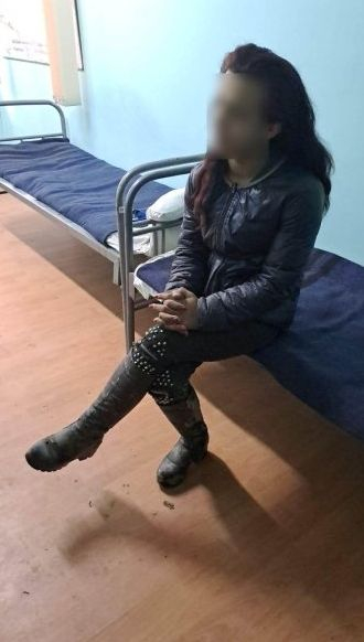 Грозно: Млад украинец в женски дрехи опита да влезе нелегално в Унгария СНИМКИ 