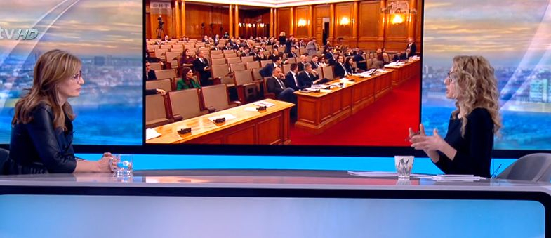 Женска свада: Захариева и Цънцарова се изпокараха заради парламента, ПП и ДБ