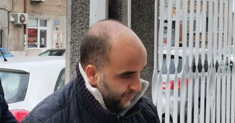 В Асеновград ври и кипи след секс аферата на даскал с 14-г. ученичка, местните искат...