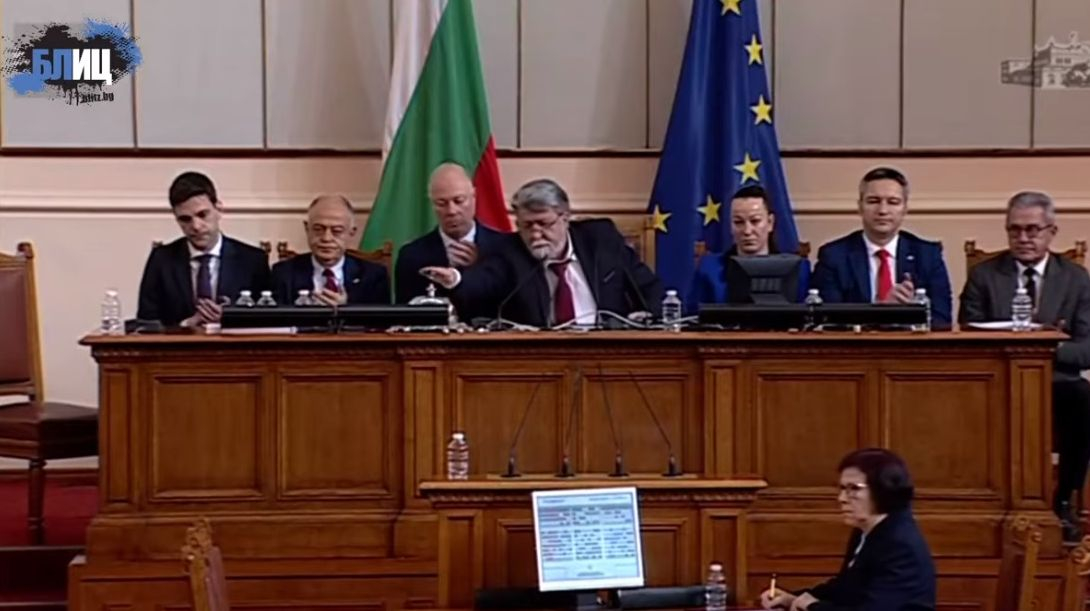 Вежди Рашидов закри парламента с прочувствена реч, която смълча България БЛИЦ TV