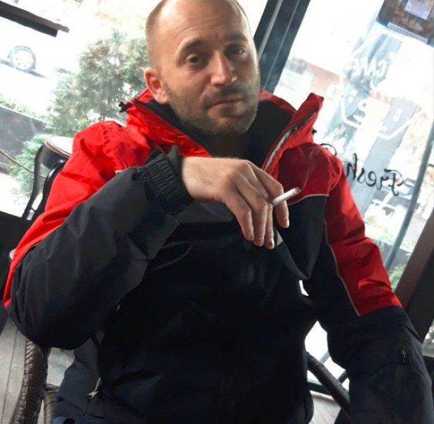 Виждали ли сте Иван, търсят го под дърво и камък СНИМКА