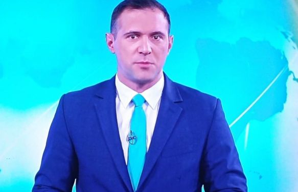 Йочев се върна в ефира на bTV и изненада колегите си с... СНИМКА