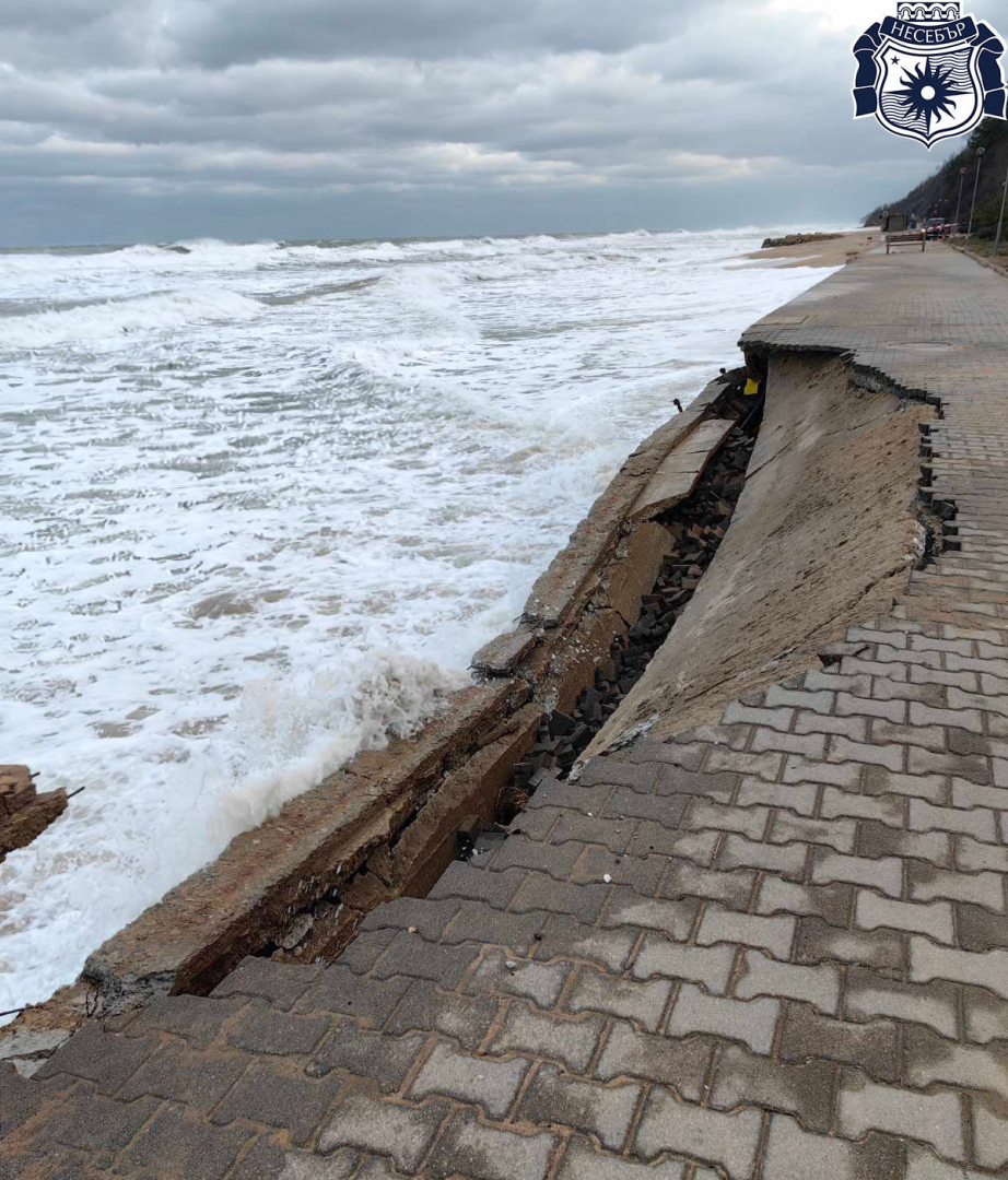 Полудялото море направи голяма поразя в Обзор СНИМКА 